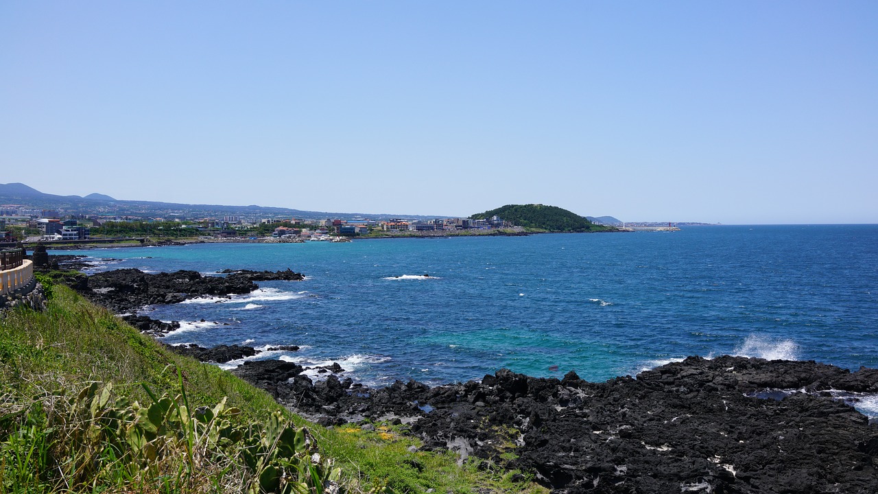 제주도에서 알아두어야 할 아름다운 오름, 금오름과 새별오름의 탐방기 제주도에서 알아두어야 할 아름다운 오름, 금오름과 새별오름의 탐방기