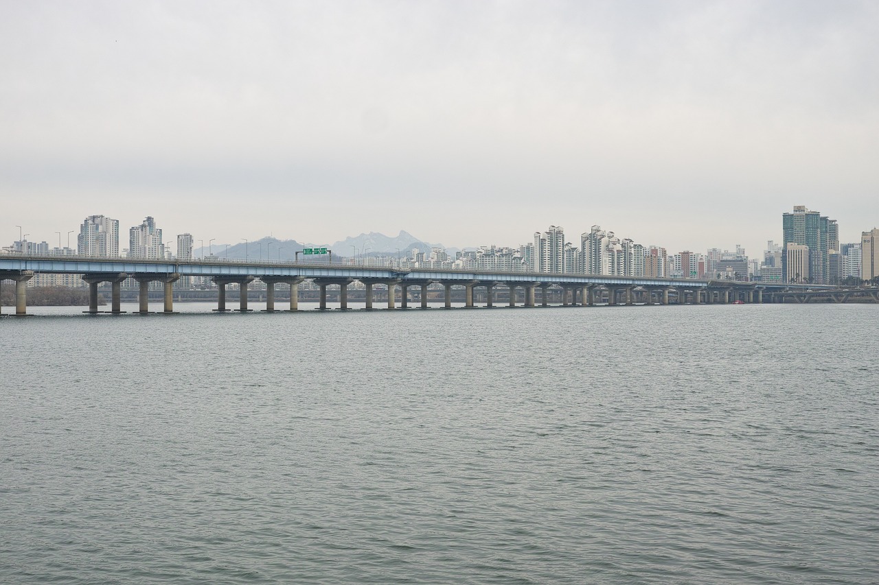 차가 없는 한강에서 펼쳐지는 봄축제! ‘뚜벅뚜벅 축제’로 행복한 나들이를! 차가 없는 한강에서 펼쳐지는 봄축제! ‘뚜벅뚜벅 축제’로 행복한 나들이를!